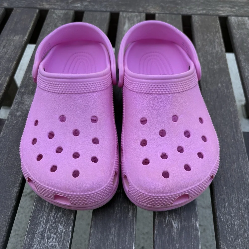 Crocs Kids J2 Pink Classic Clog Barbiecore Lightweight